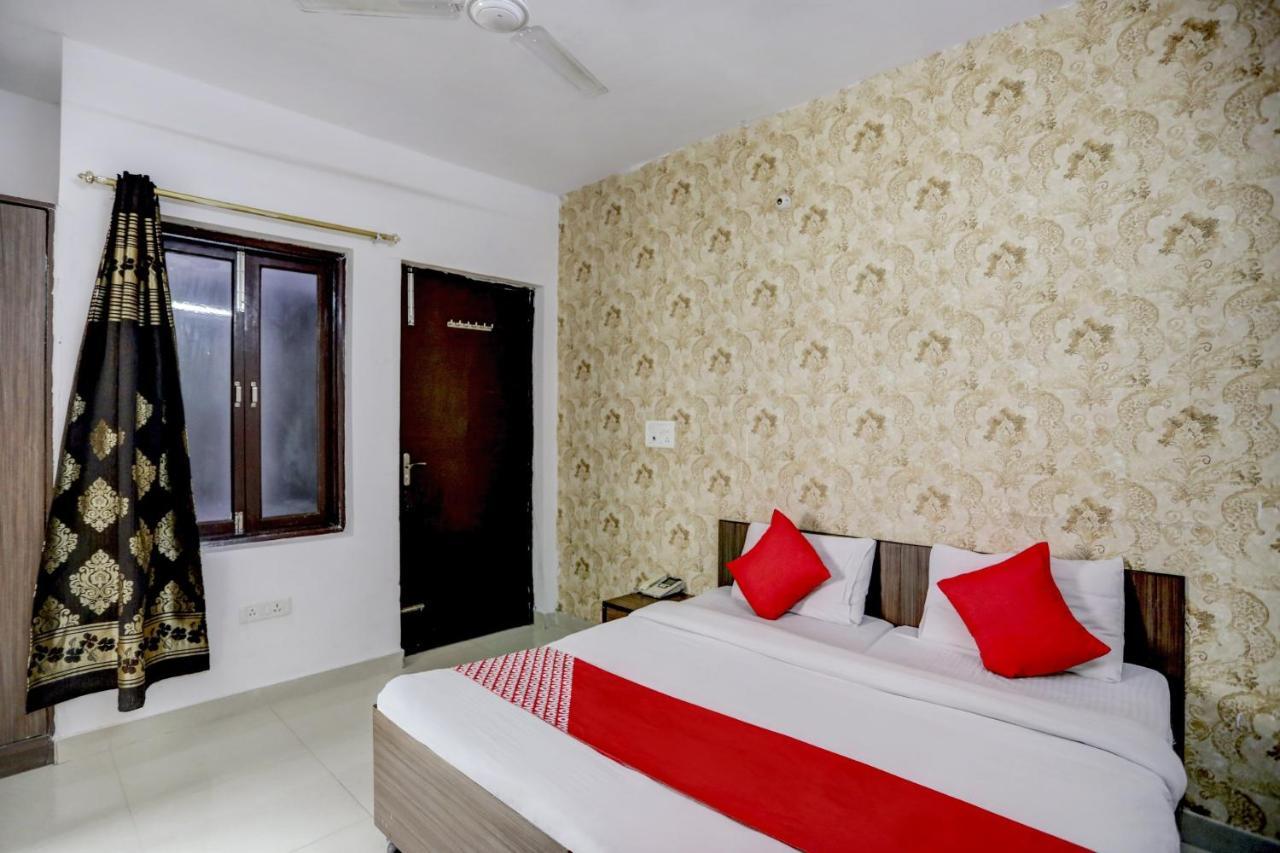 Hotel O Blissbourn 新德里 外观 照片